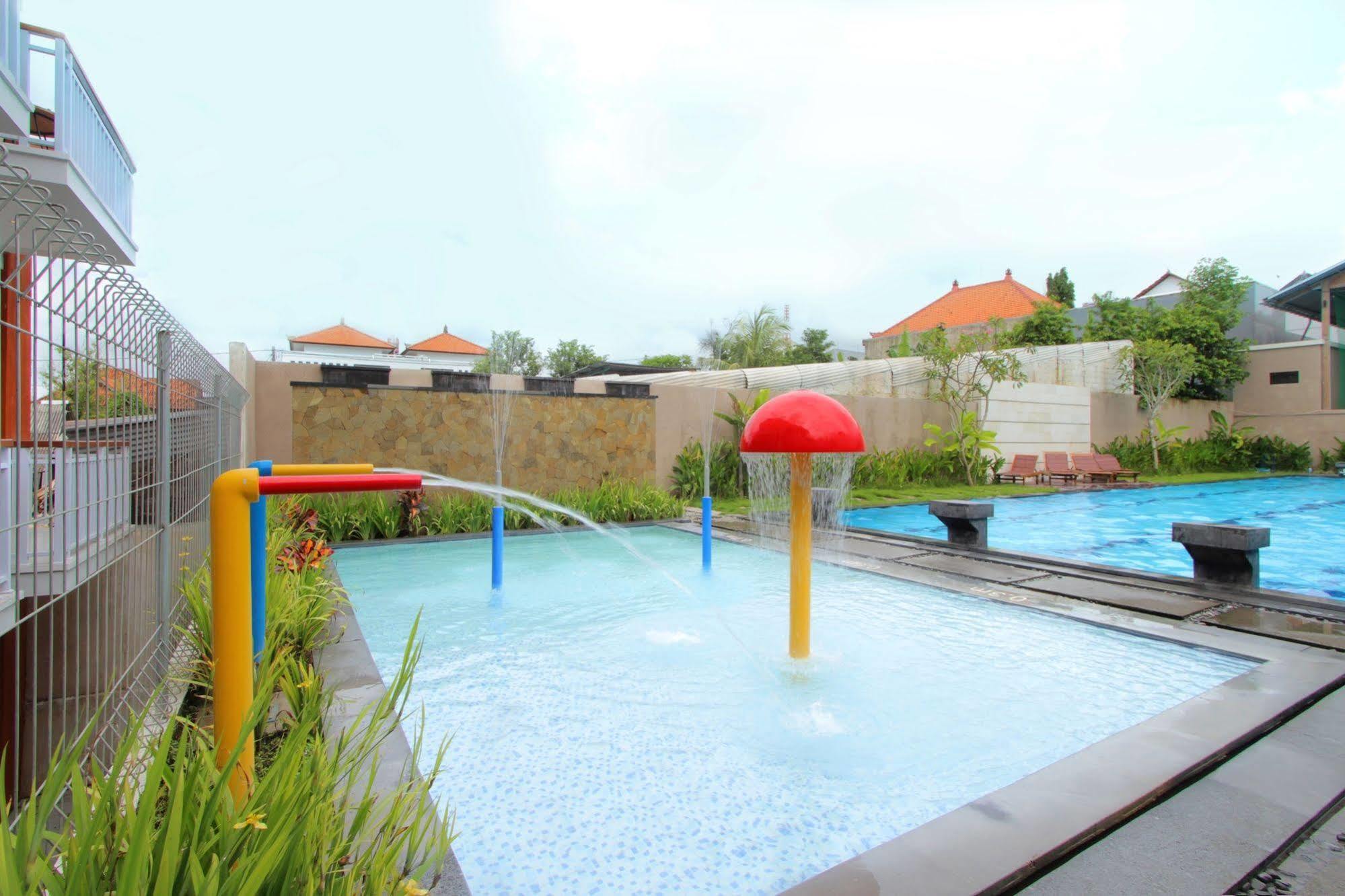 Umah Bali Suites And Residence Denpasar Exteriör bild