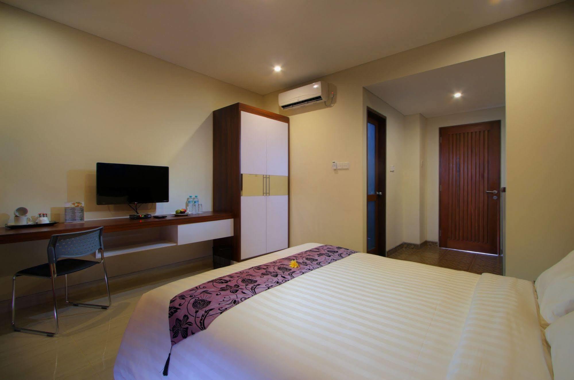 Umah Bali Suites And Residence Denpasar Exteriör bild